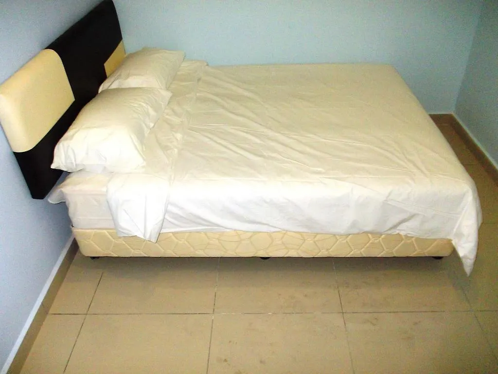 Dream Inn Hotel Bandar Mahkota Cheras 0*,